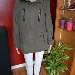 H&M Utility Jacket – Size 8
